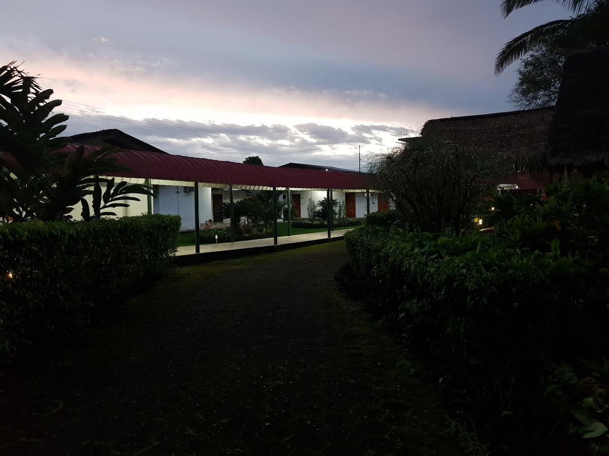 Gran Hotel De Lago - Lago Agrio Nueva Loja Εξωτερικό φωτογραφία